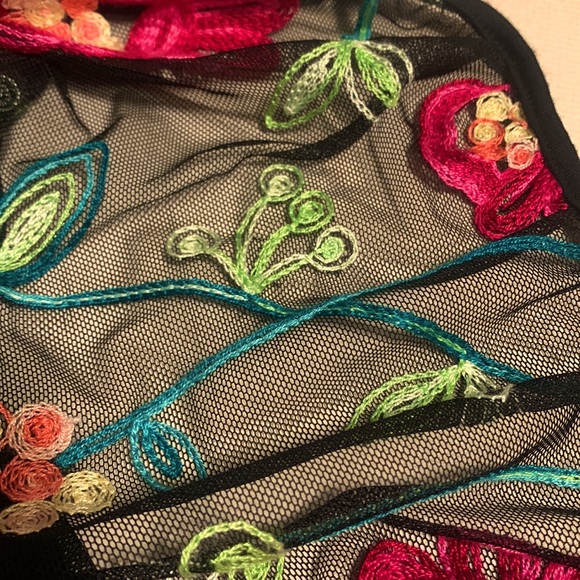 - 020 Kim&Cami Short Sleeve Blouse - Picture 4 of 5